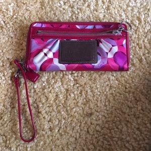 Coach Poppy Wristlet